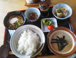 f0221699_20424094.jpg