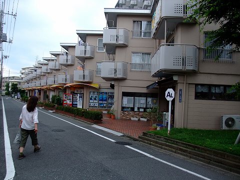 e0045768_224453.jpg