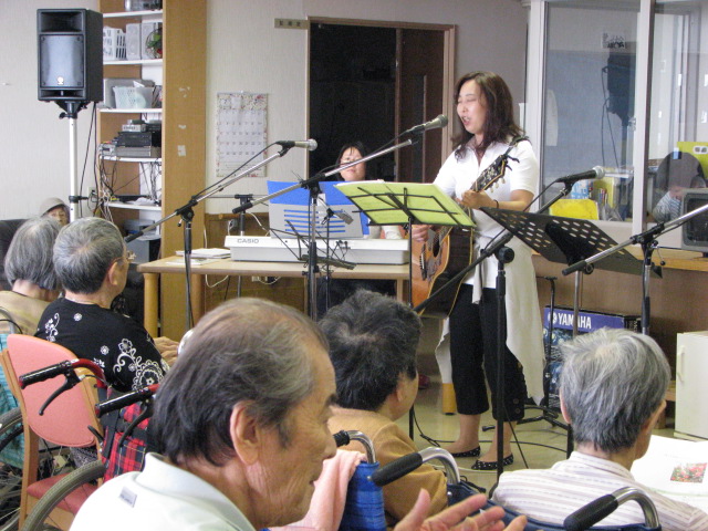 b0161073_0105399.jpg