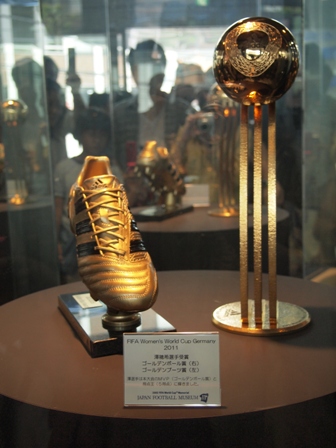 e0205227_23452238.jpg