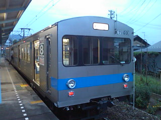 f0061067_2372996.jpg