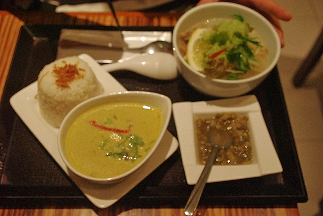d0218238_1627723.jpg