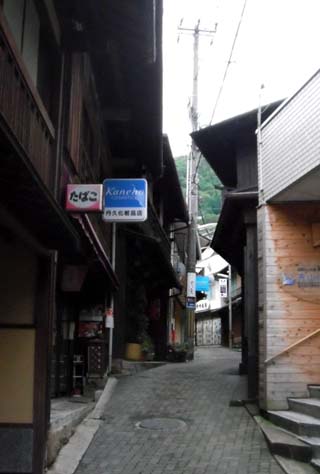 e0177509_2225993.jpg