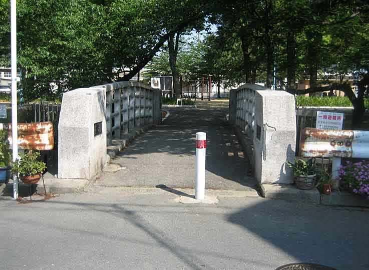 b0057679_8345229.jpg