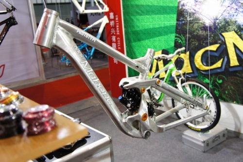 e0015108_6591655.jpg