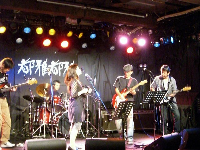 b0225319_1663298.jpg