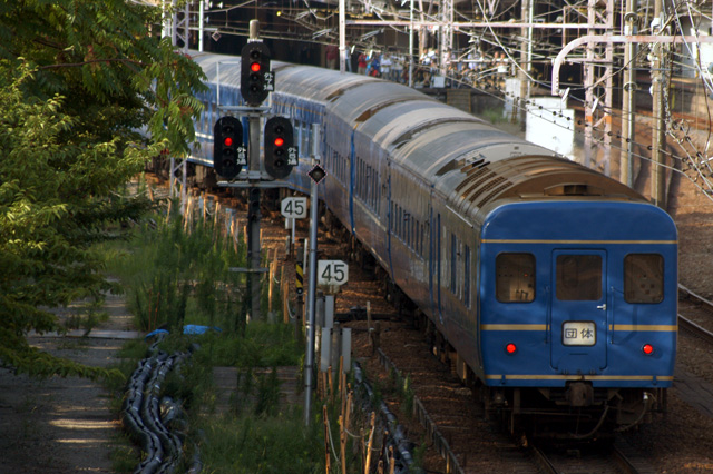 f0014380_2145068.jpg