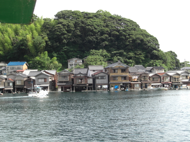 f0232935_1663654.jpg