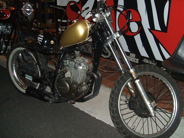 f0222071_1632128.jpg