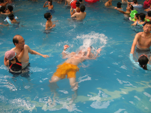 d0082970_10072.jpg