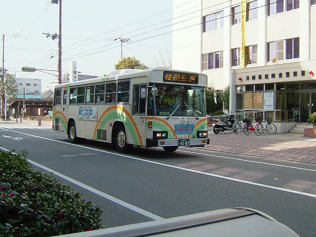 d0237562_7687.jpg