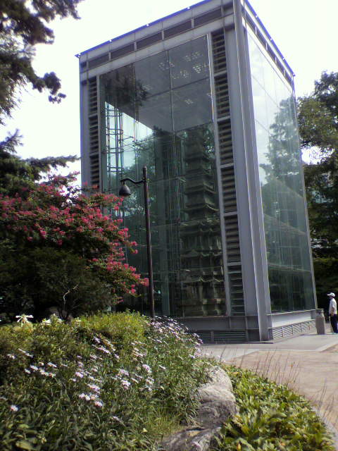 e0109292_912958.jpg