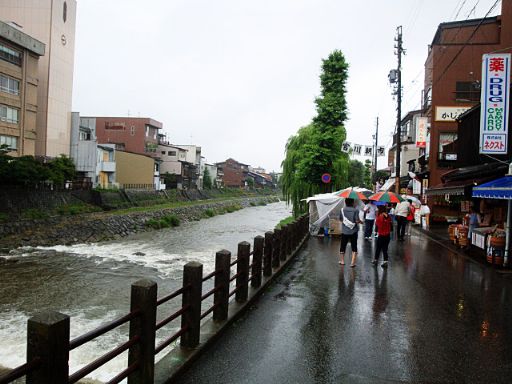 b0012636_8432191.jpg