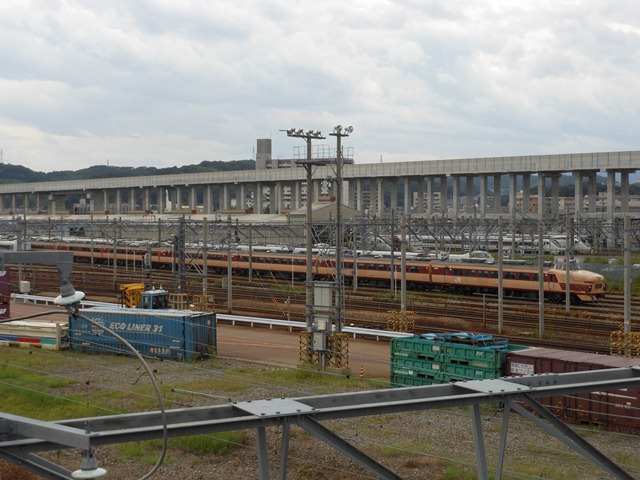 e0209441_1139289.jpg