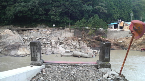 b0205079_7522331.jpg