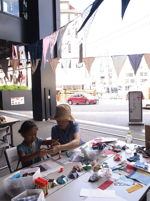 f0209541_6275054.gif
