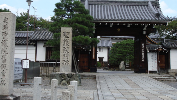 a0212656_1013475.jpg