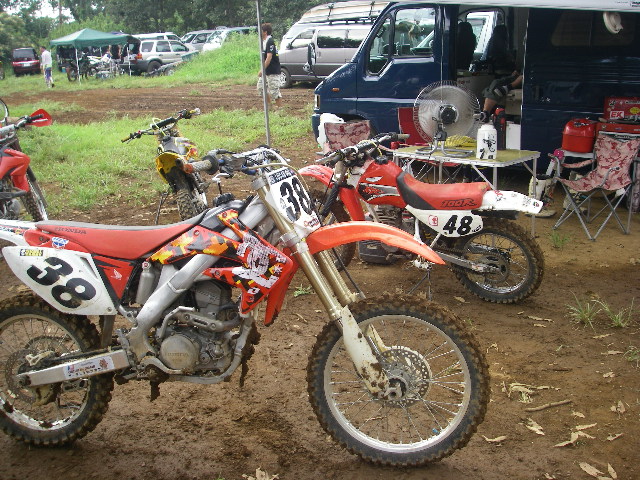 b0024266_21543252.jpg