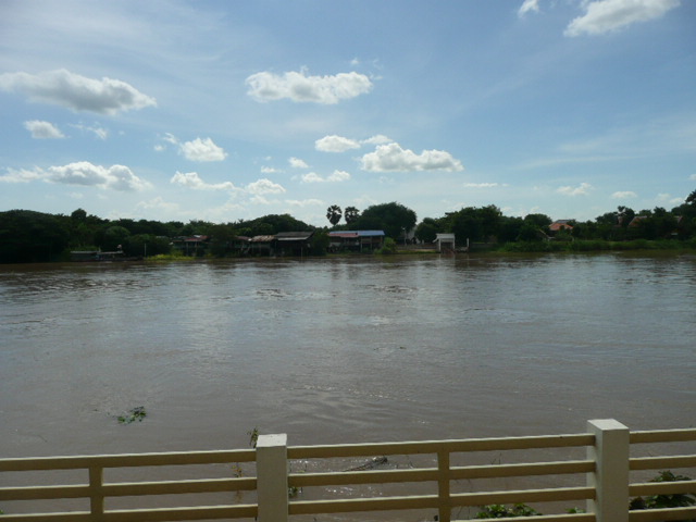 f0233310_22364799.jpg
