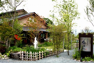 a0135840_18561860.jpg