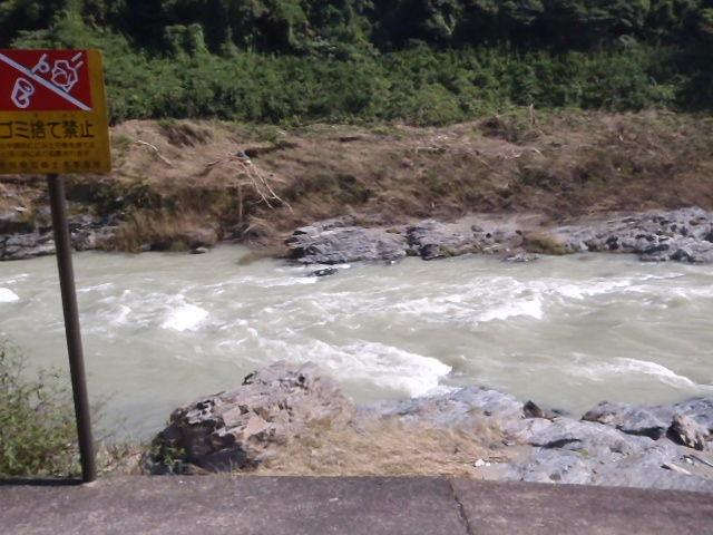 a0121502_1482312.jpg