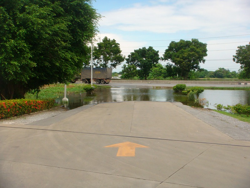 d0159325_23564956.jpg