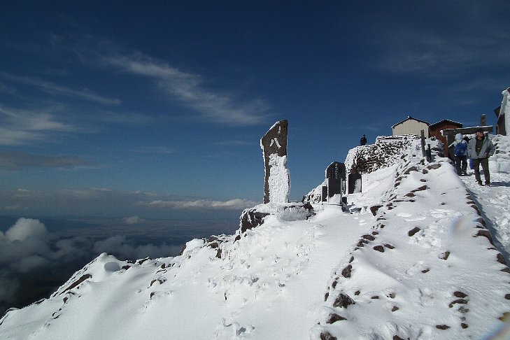 f0118332_1035916.jpg