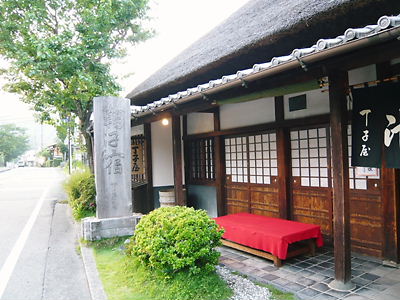 e0022839_0373261.jpg