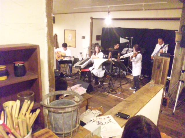 f0014209_0332015.jpg