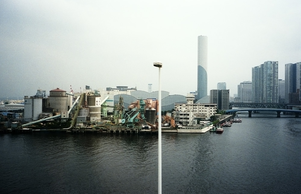 e0216492_23721100.jpg