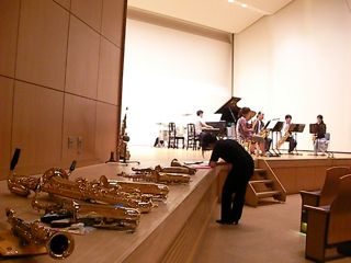 e0107725_1583733.jpg