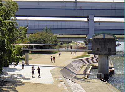 b0108100_16513966.jpg