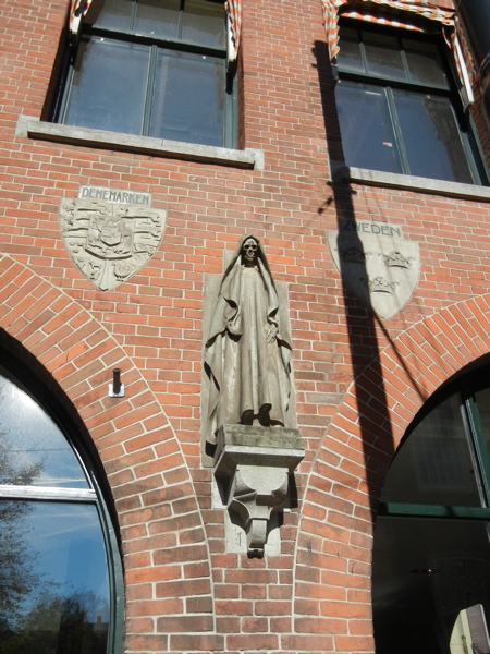 e0073103_1852917.jpg