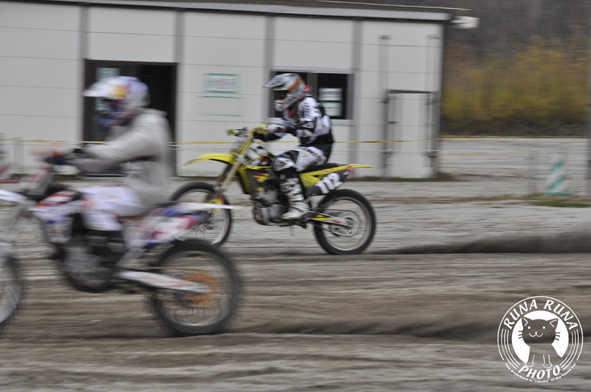 f0210380_1273938.jpg