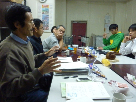 d0238083_01239.jpg
