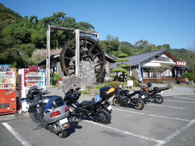 a0116205_0425326.jpg