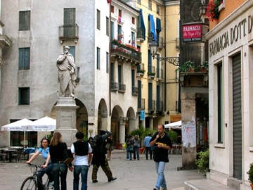 b0169861_0394138.jpg