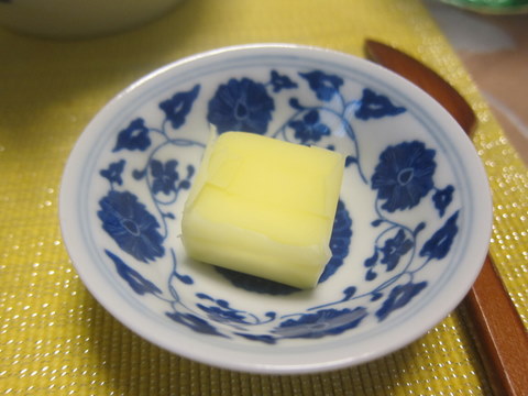 e0018143_0394696.jpg