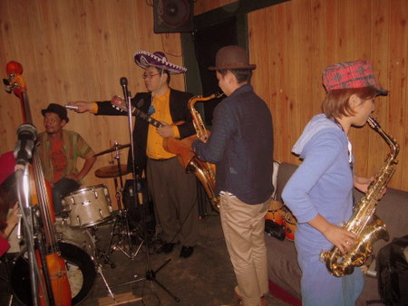 c0193109_2322336.jpg