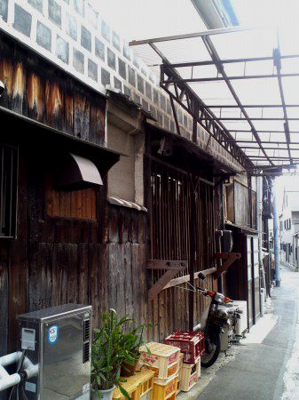 f0232876_2283213.jpg