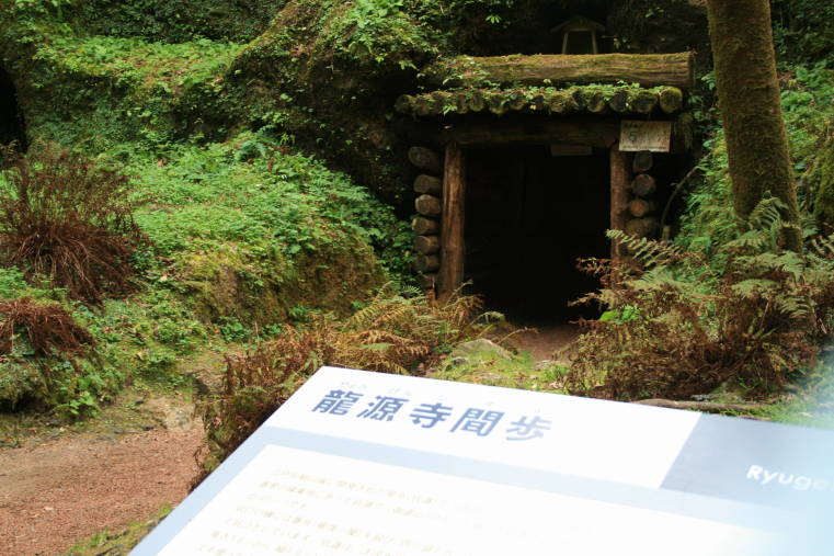 f0031304_612860.jpg
