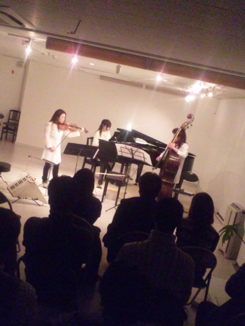 f0014209_22201520.jpg