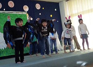 f0128475_10345372.gif