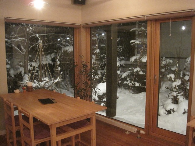 f0202703_22253399.jpg