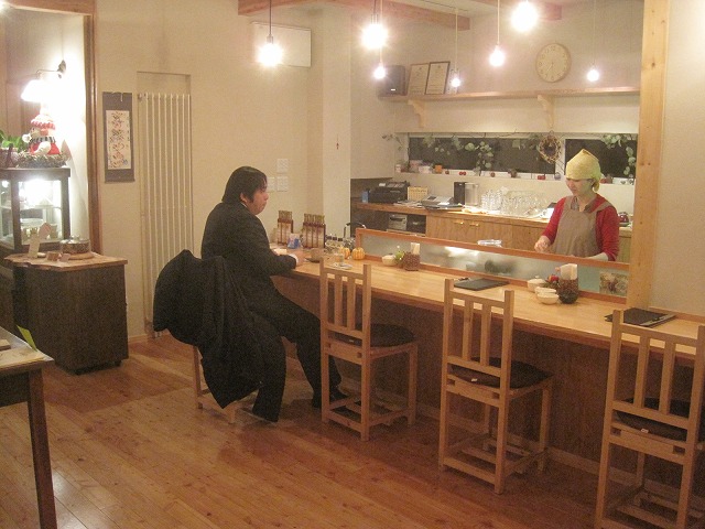 f0202703_22291766.jpg