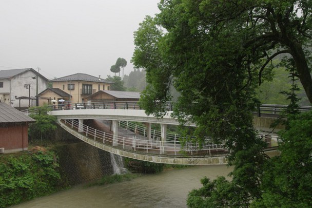 a0189883_1282266.jpg