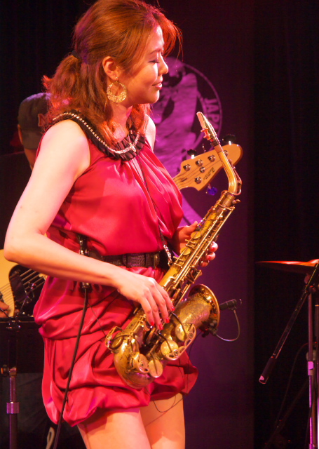 f0024992_9395872.jpg
