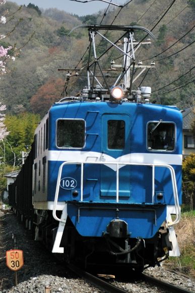 f0229311_2335122.jpg