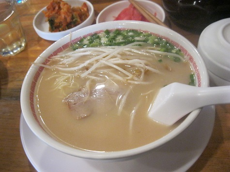 e0201021_2331353.jpg
