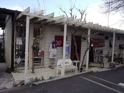 e0239312_1733852.jpg